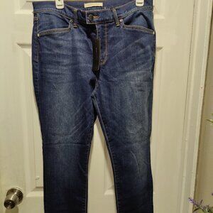 BCBGMAXAZRIA Dark wash Jean's size 31